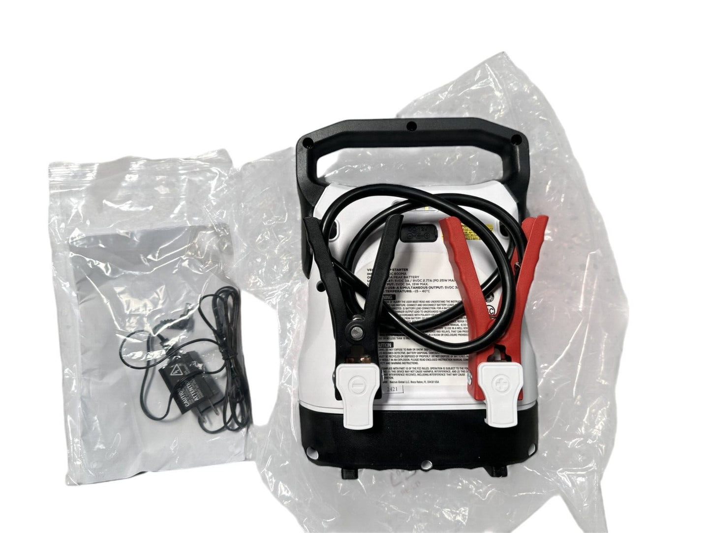 Vector VECJ8 800 Amp Jump Starter With USB Power And LED Work Light -OPEN BOX-