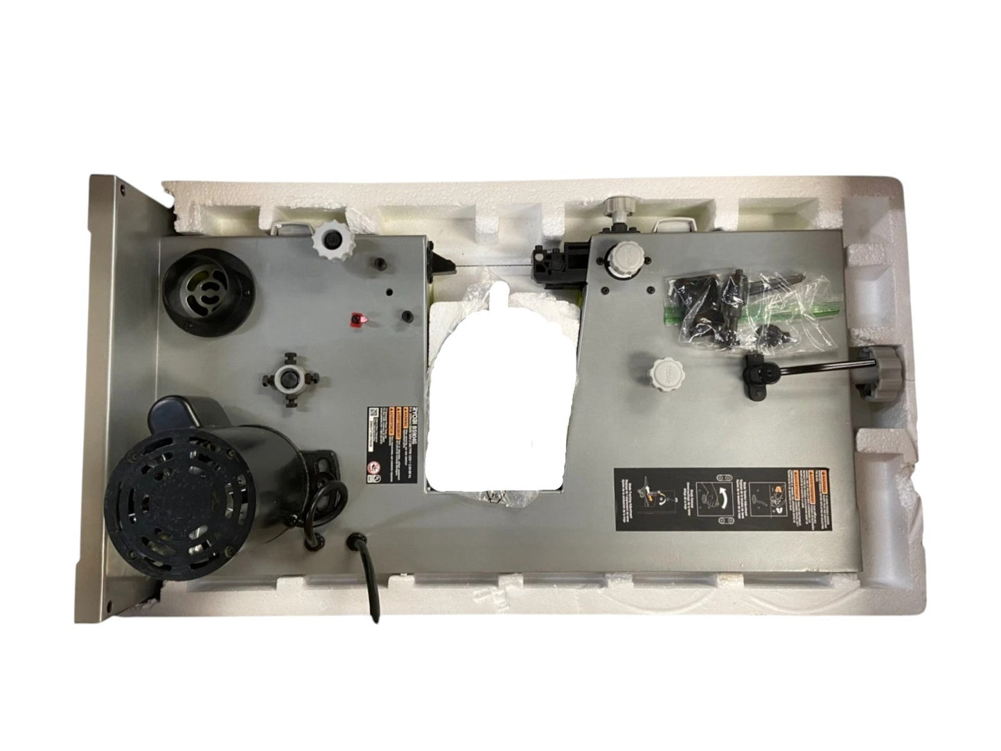 RYOBI 2.5 Amp 9 in. Band Saw Corded Electric - BS904G (READ DESCRIPTION!)