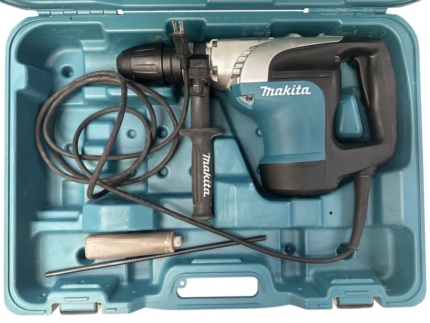 Makita HR4002 1-9/16" 10.0 Amp 2,500 Bpm Corded SDS-MAX Rotary Hammer-USED-
